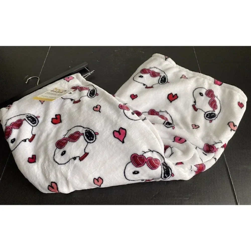 Peanuts Snoopy Hearts Valentine's Throw Blanket Super Soft 50X70” Joe‎ Cool NEW
